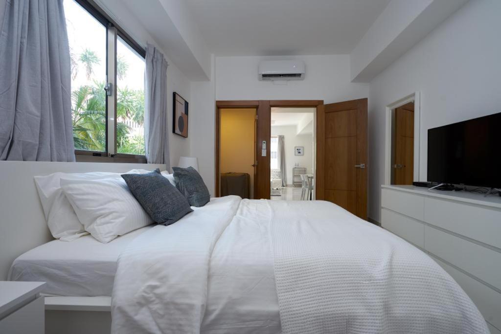 Escape Apartments, Balcony, Pool & Gym In La Julia سانتو دومينجو المظهر الخارجي الصورة